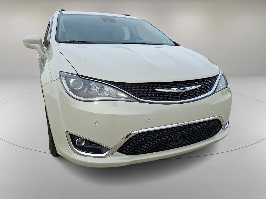 used 2017 Chrysler Pacifica car, priced at $16,490