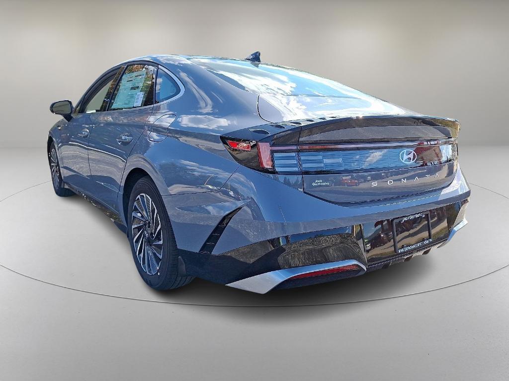 new 2026 Hyundai Sonata Hybrid car, priced at $32,989