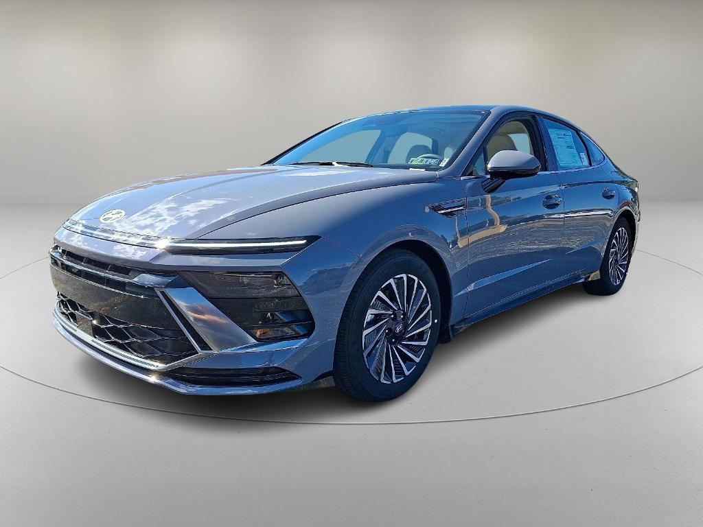 new 2026 Hyundai Sonata Hybrid car, priced at $32,989