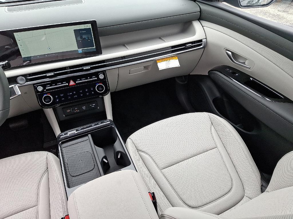 new 2025 Hyundai TUCSON Hybrid car, priced at $38,425