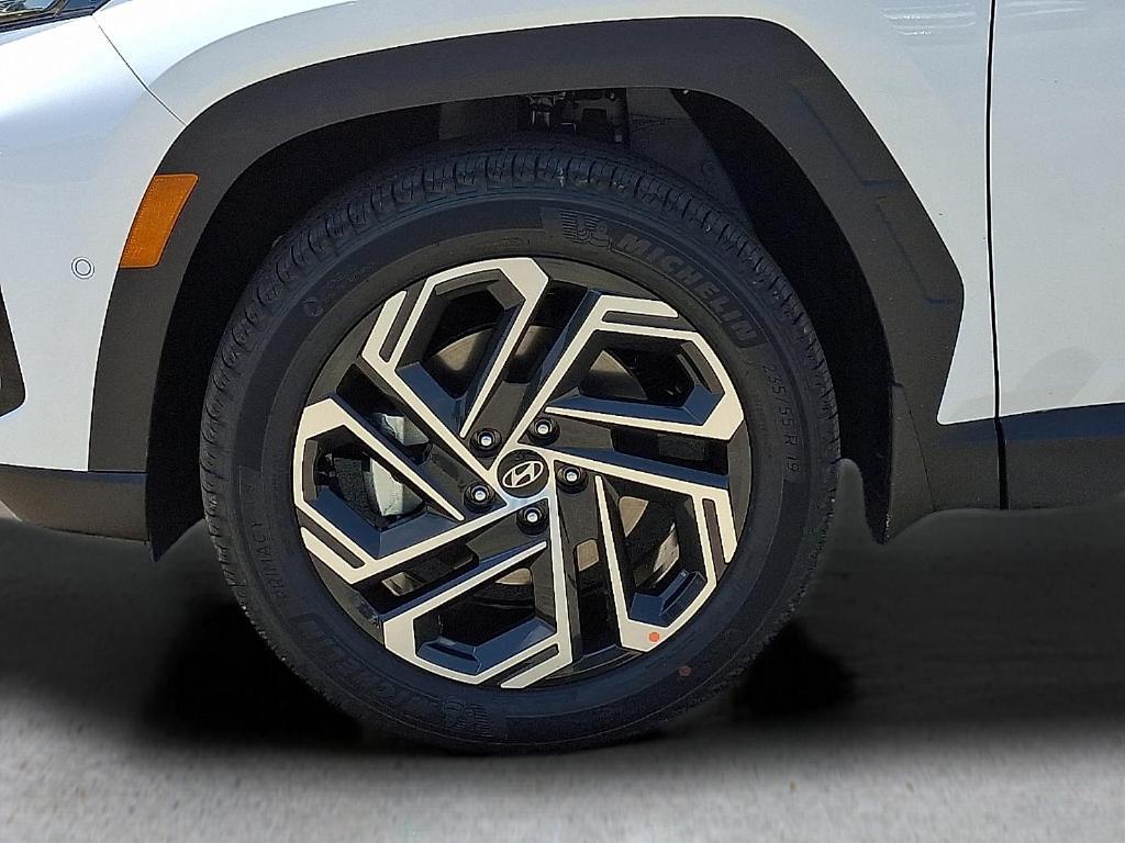 new 2025 Hyundai Tucson car, priced at $39,741