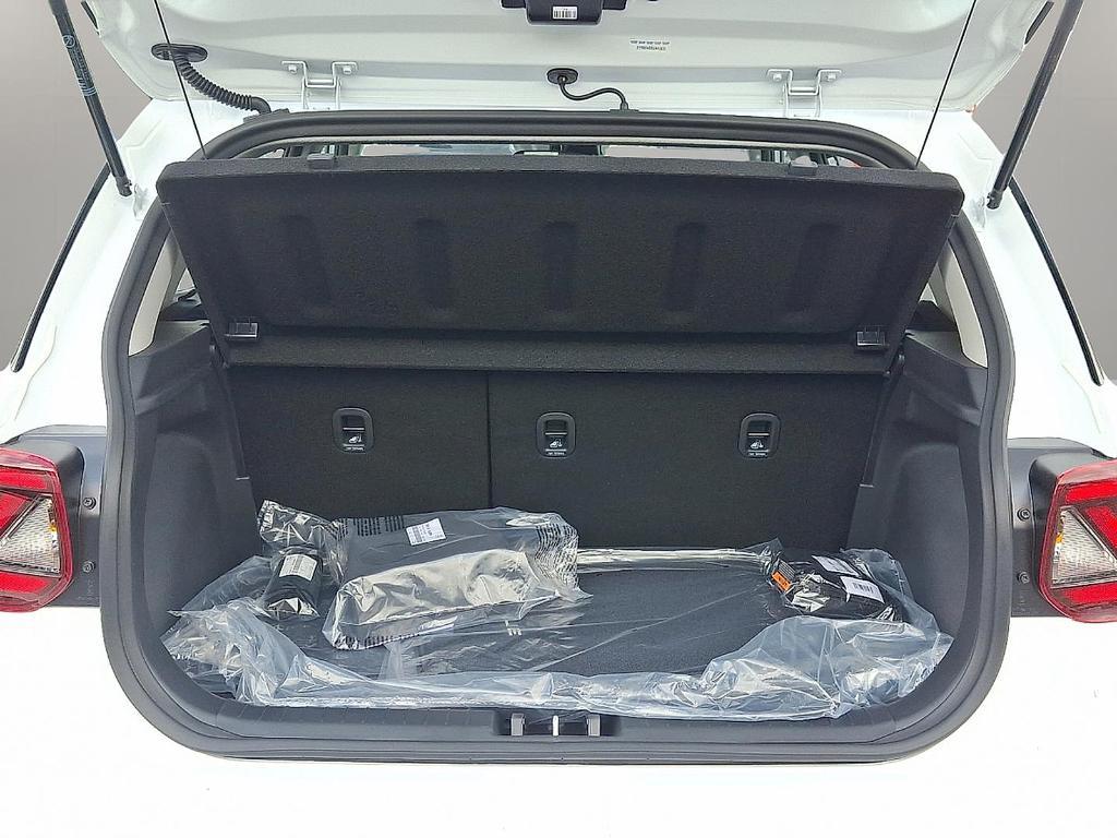 new 2025 Hyundai Venue car, priced at $21,071