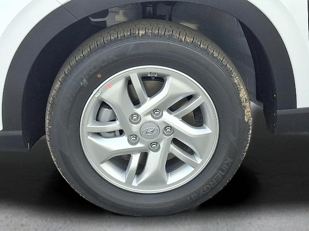 new 2025 Hyundai Venue car, priced at $21,071