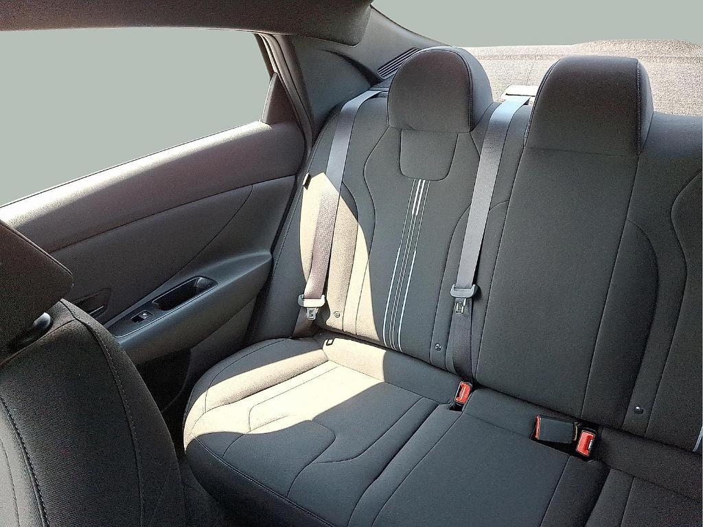 new 2025 Hyundai ELANTRA HEV car, priced at $26,453