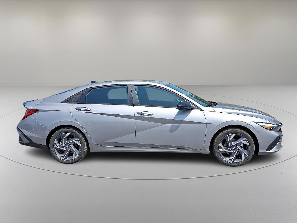 new 2025 Hyundai ELANTRA HEV car, priced at $23,725