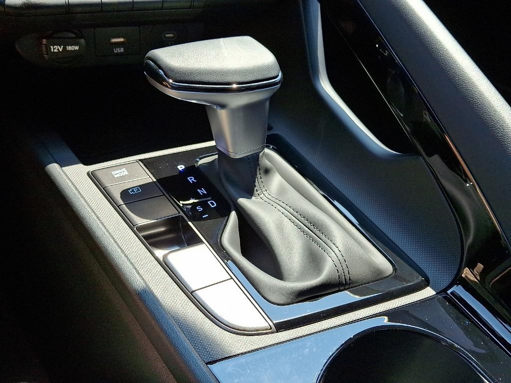 new 2025 Hyundai ELANTRA HEV car, priced at $23,725