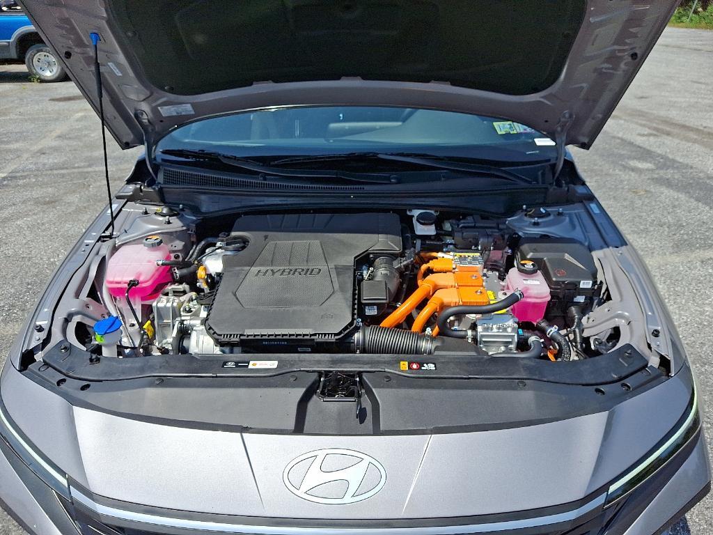 new 2025 Hyundai ELANTRA HEV car, priced at $23,725