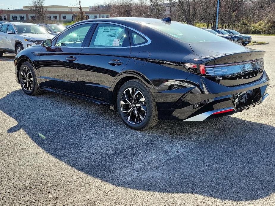 new 2024 Hyundai Sonata car, priced at $28,200