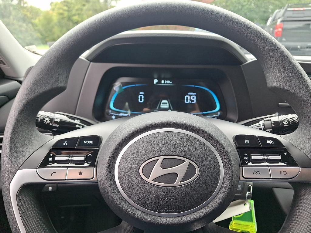 new 2025 Hyundai Elantra car, priced at $22,311