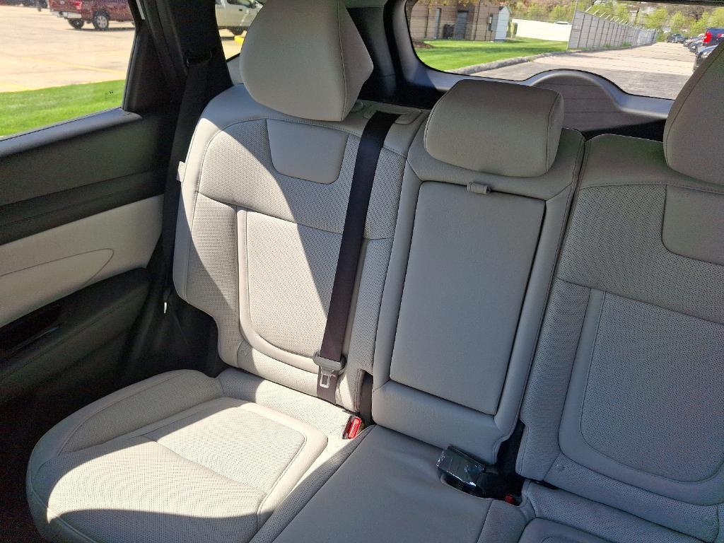 new 2025 Hyundai TUCSON Hybrid car, priced at $41,669