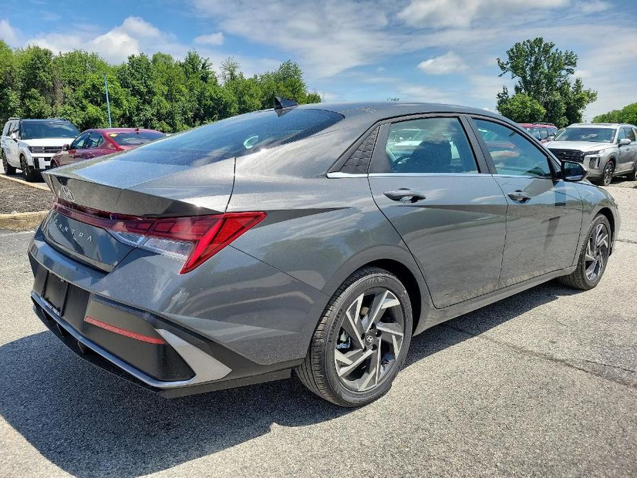 new 2024 Hyundai Elantra car, priced at $26,985