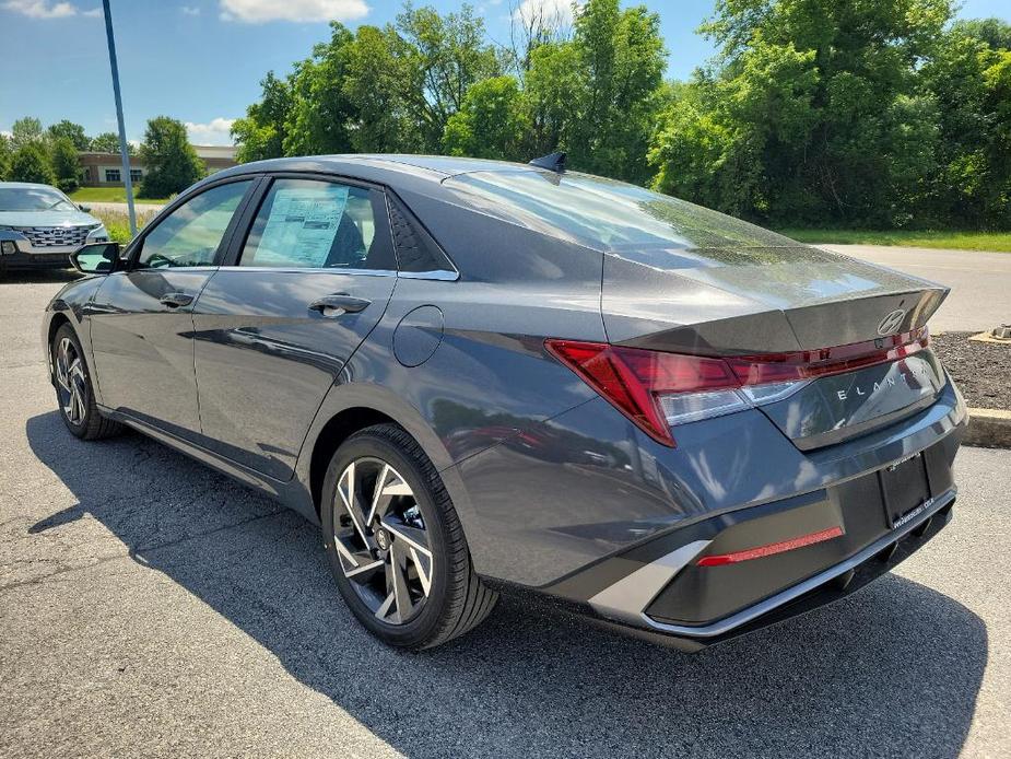 new 2024 Hyundai Elantra car, priced at $26,985