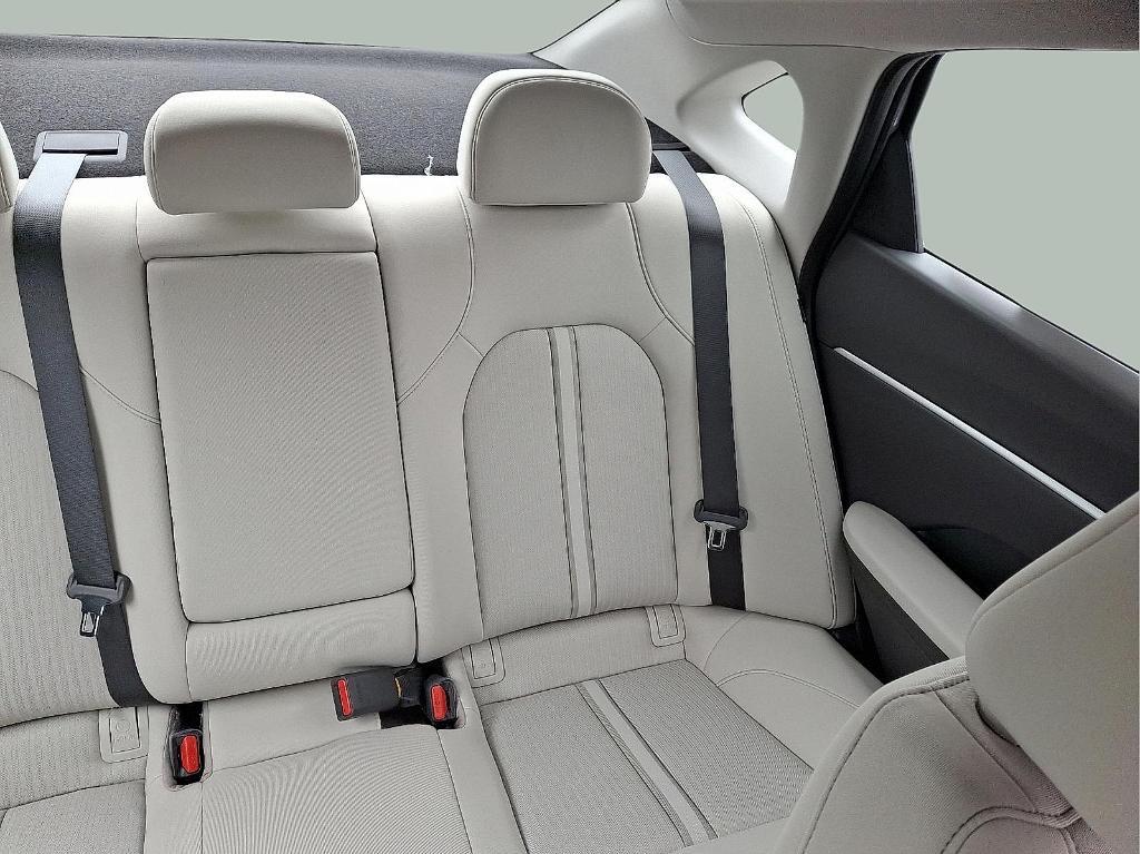 new 2025 Hyundai Sonata Hybrid car, priced at $31,885