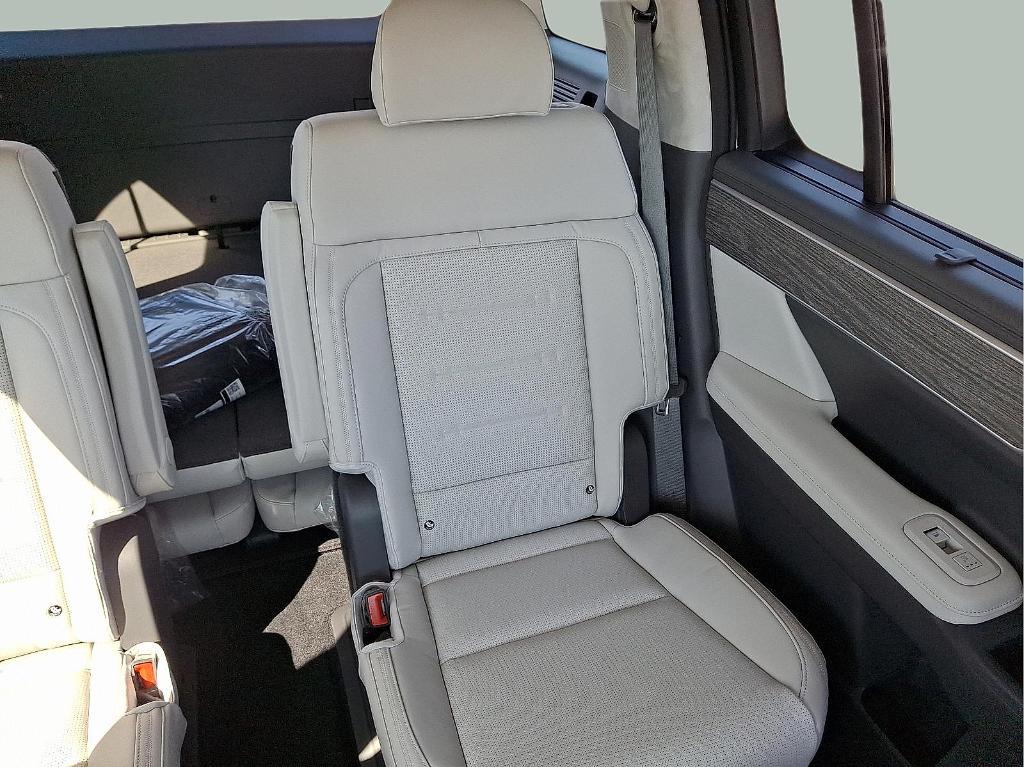 new 2025 Hyundai SANTA FE HEV car, priced at $49,898