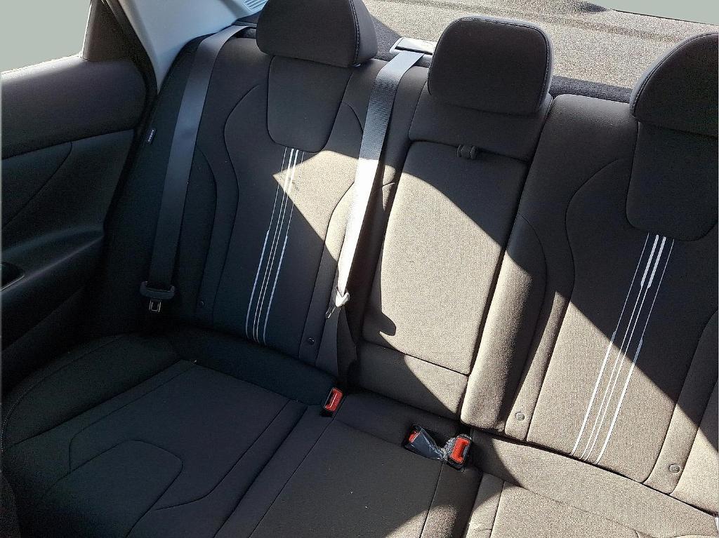 new 2025 Hyundai Elantra car, priced at $25,566