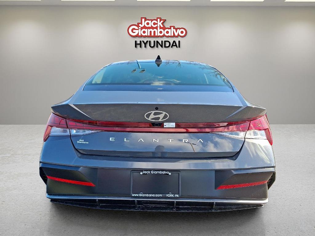 new 2025 Hyundai Elantra car, priced at $25,566