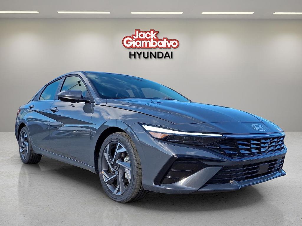 new 2025 Hyundai Elantra car, priced at $25,566
