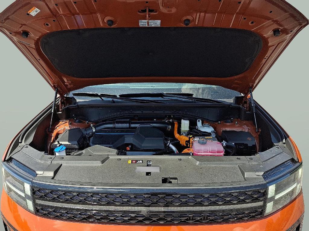 new 2025 Hyundai SANTA FE HEV car, priced at $45,915