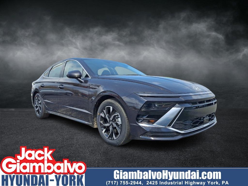 new 2025 Hyundai Sonata car, priced at $29,014