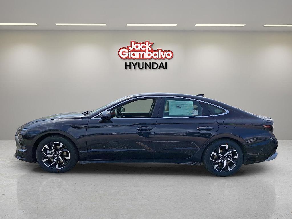 new 2025 Hyundai Sonata car, priced at $29,014