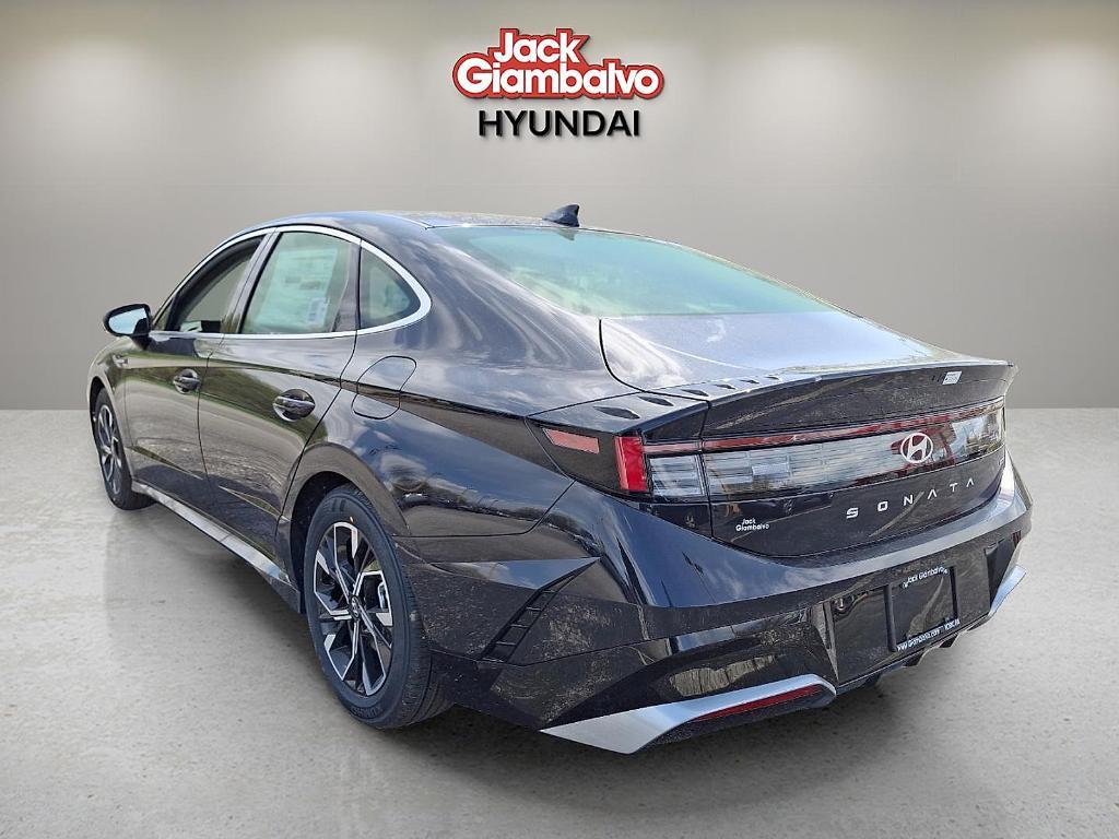 new 2025 Hyundai Sonata car, priced at $29,014