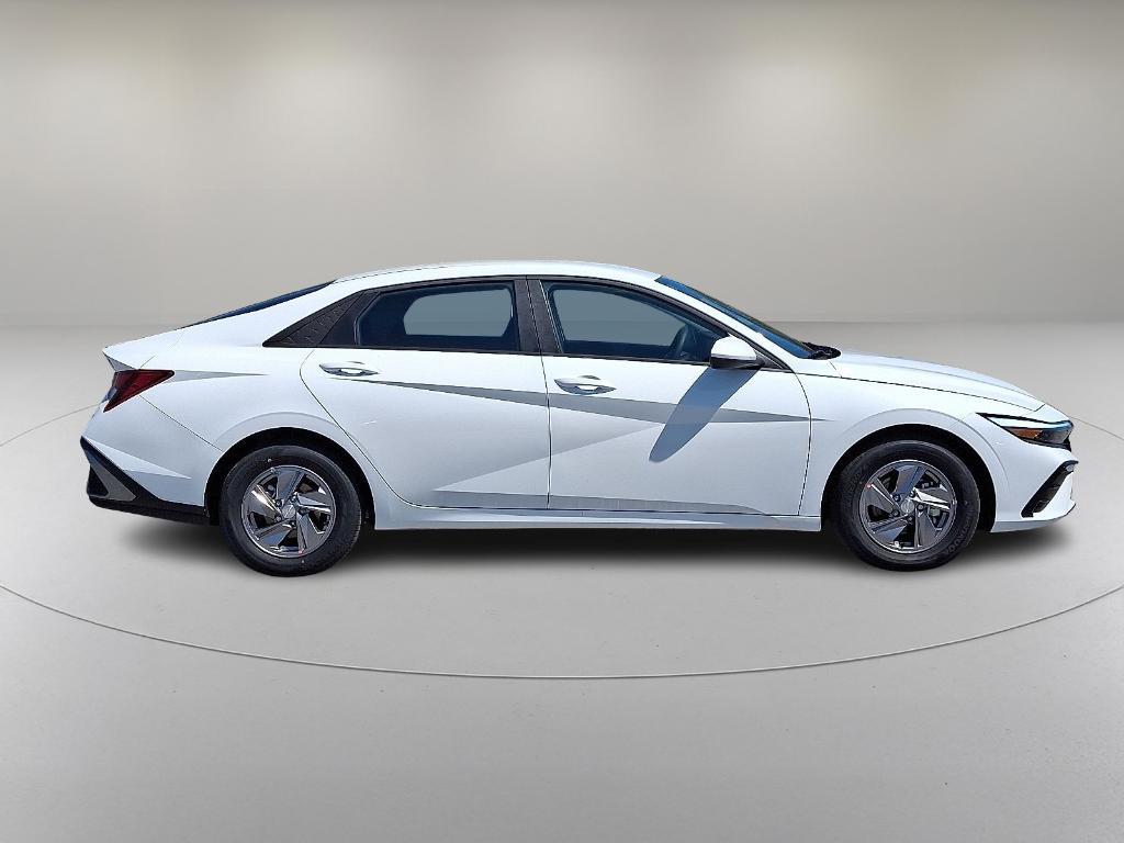 new 2025 Hyundai Elantra car, priced at $22,290