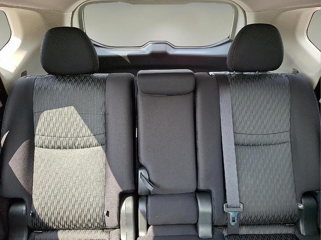 used 2020 Nissan Rogue car, priced at $19,490