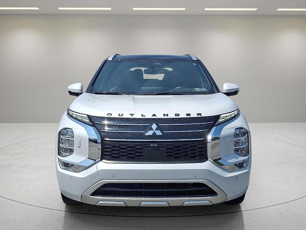 used 2023 Mitsubishi Outlander car, priced at $28,990