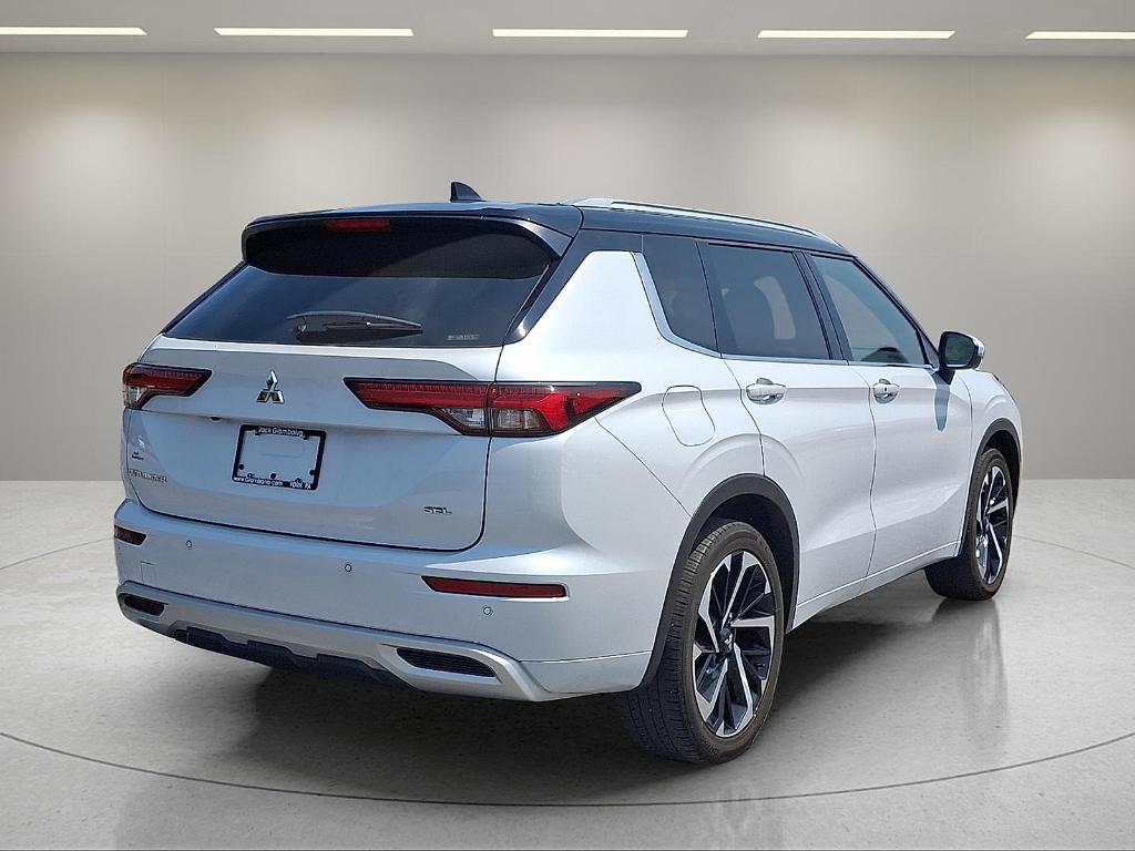 used 2023 Mitsubishi Outlander car, priced at $28,990
