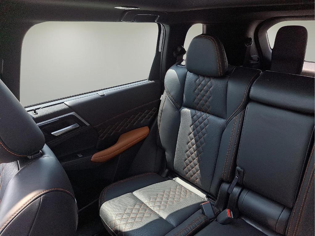 used 2023 Mitsubishi Outlander car, priced at $28,990