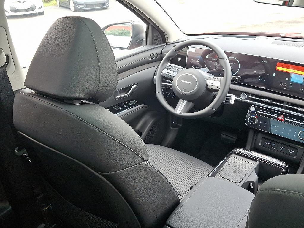 new 2025 Hyundai TUCSON Hybrid car, priced at $39,560