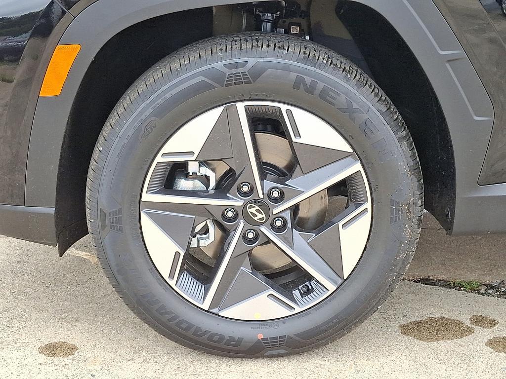 new 2025 Hyundai TUCSON Hybrid car, priced at $34,966