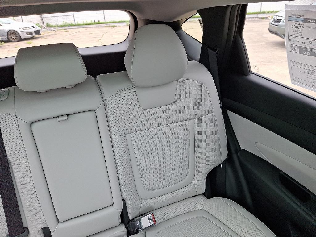 new 2025 Hyundai TUCSON Hybrid car, priced at $34,966