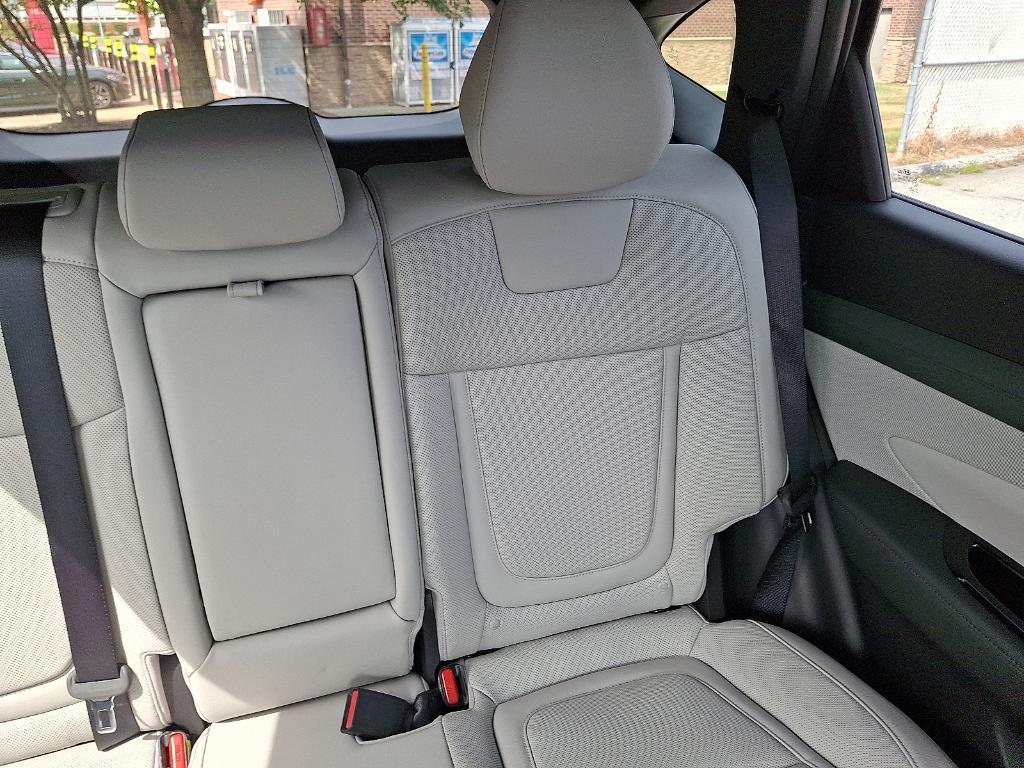 new 2025 Hyundai TUCSON Hybrid car, priced at $38,560