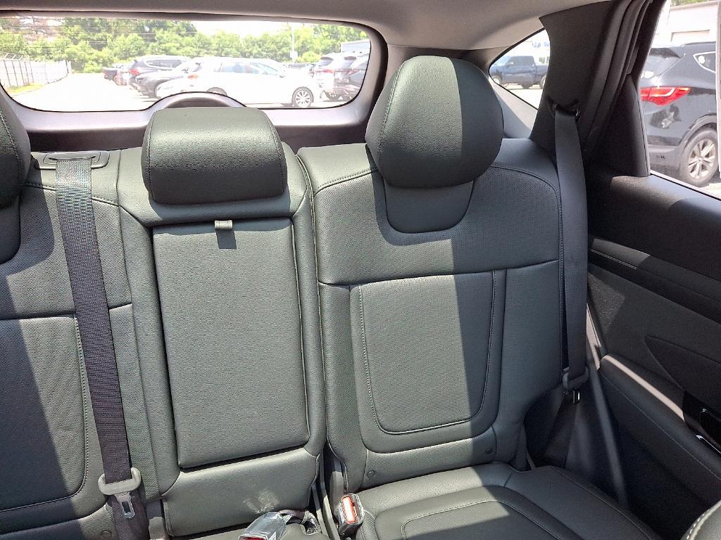 new 2025 Hyundai Tucson car, priced at $39,194
