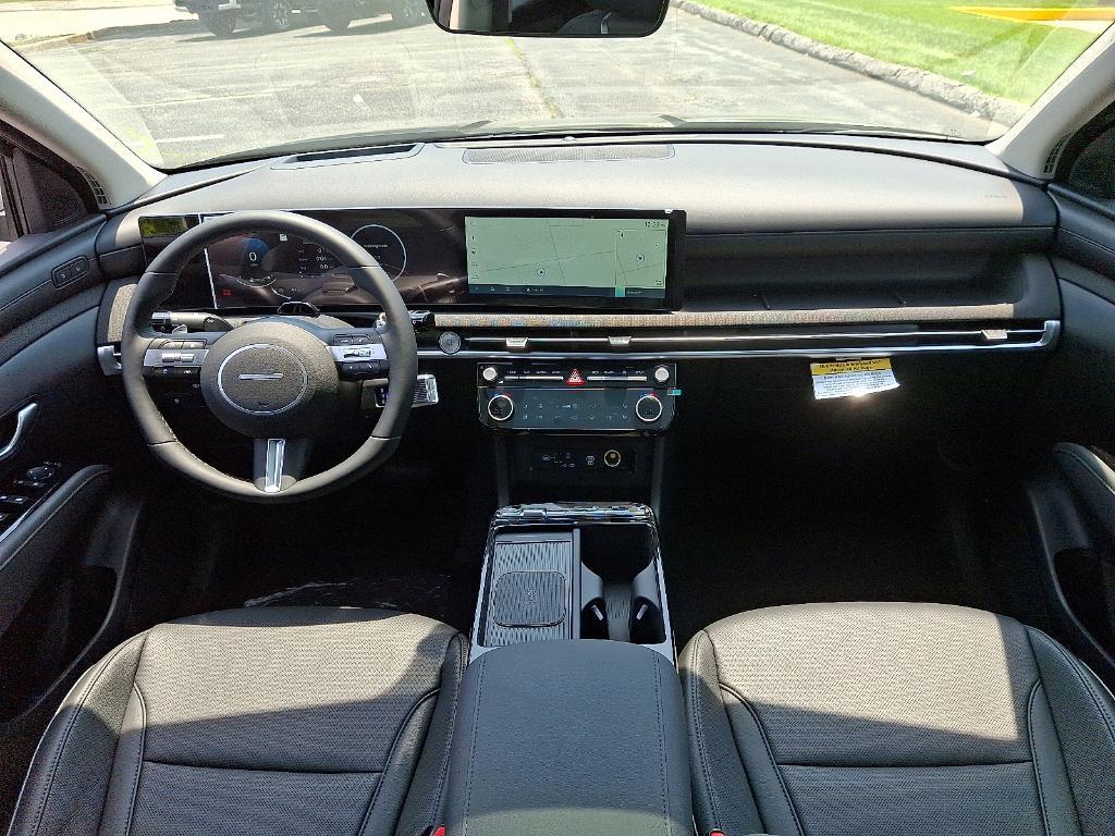 new 2025 Hyundai Tucson car, priced at $39,194