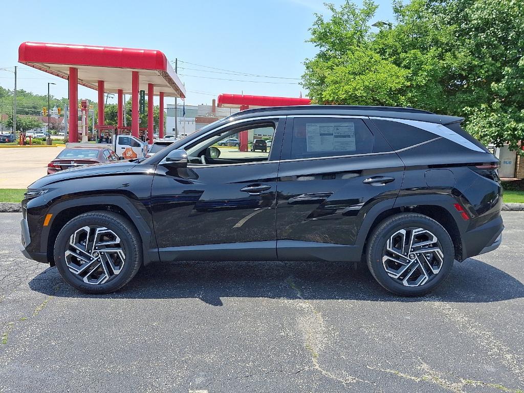 new 2025 Hyundai Tucson car, priced at $39,194