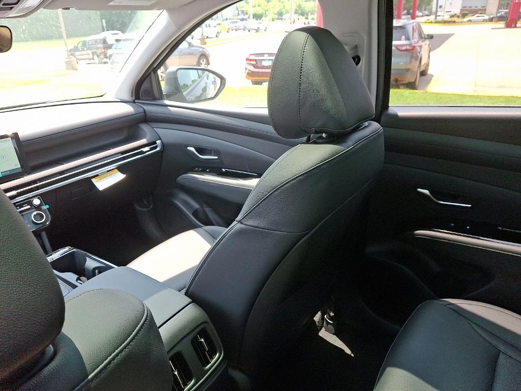 new 2025 Hyundai Tucson car, priced at $39,194