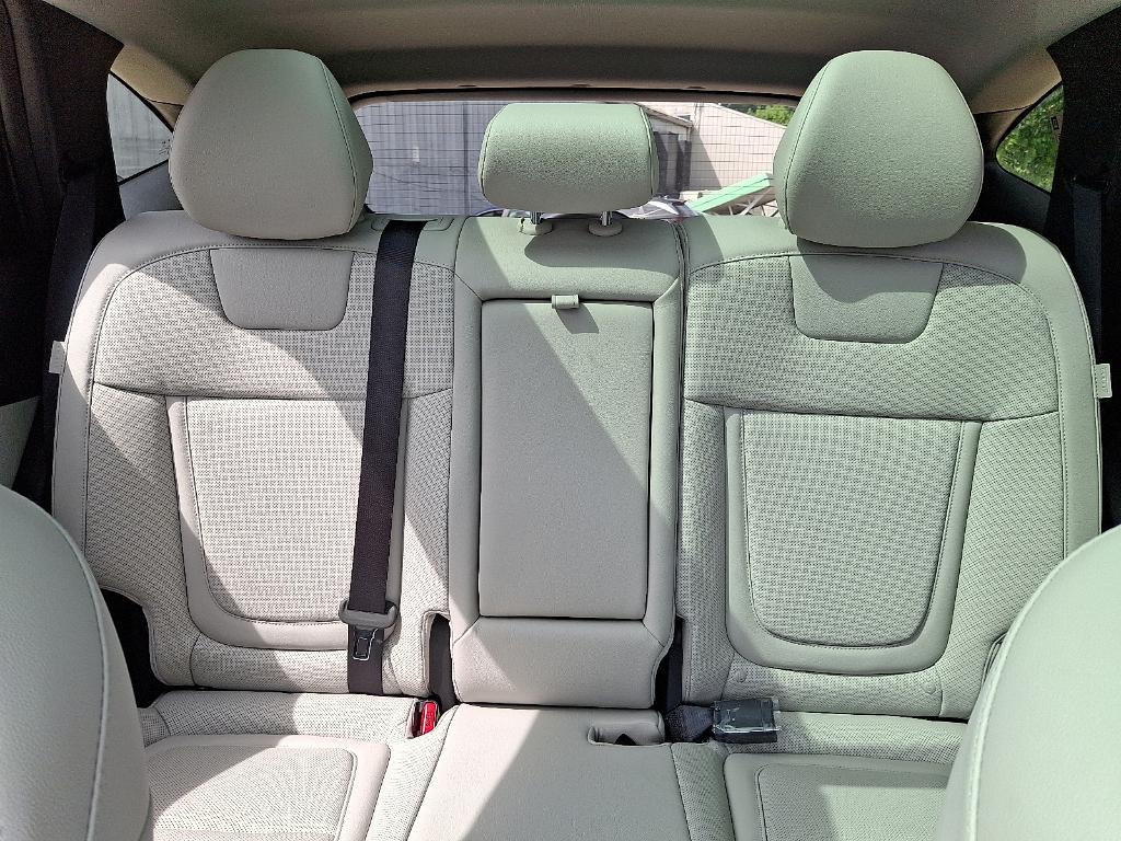 new 2025 Hyundai TUCSON Hybrid car, priced at $38,485