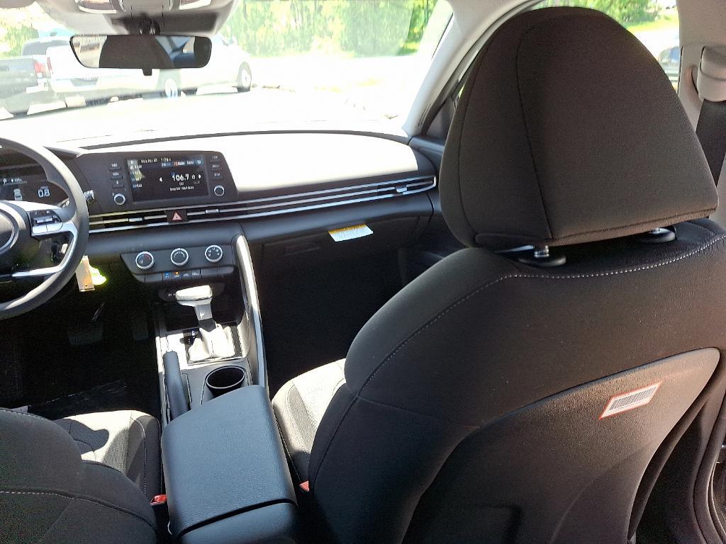 new 2025 Hyundai Elantra car, priced at $23,135