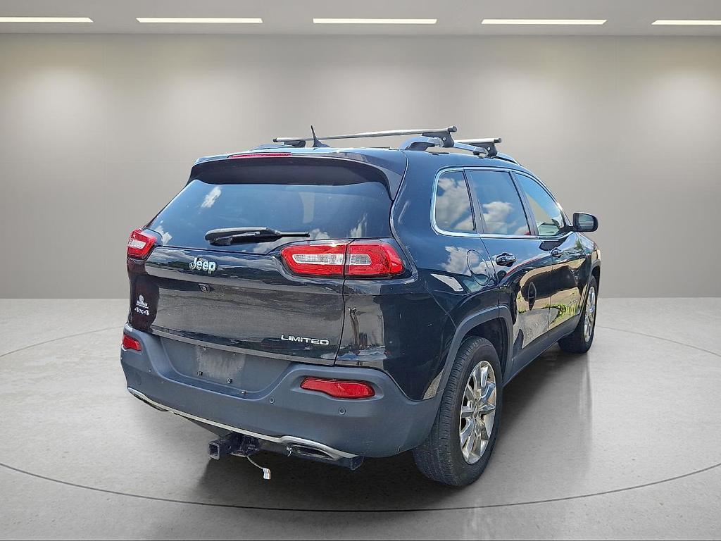 used 2015 Jeep Cherokee car, priced at $10,690