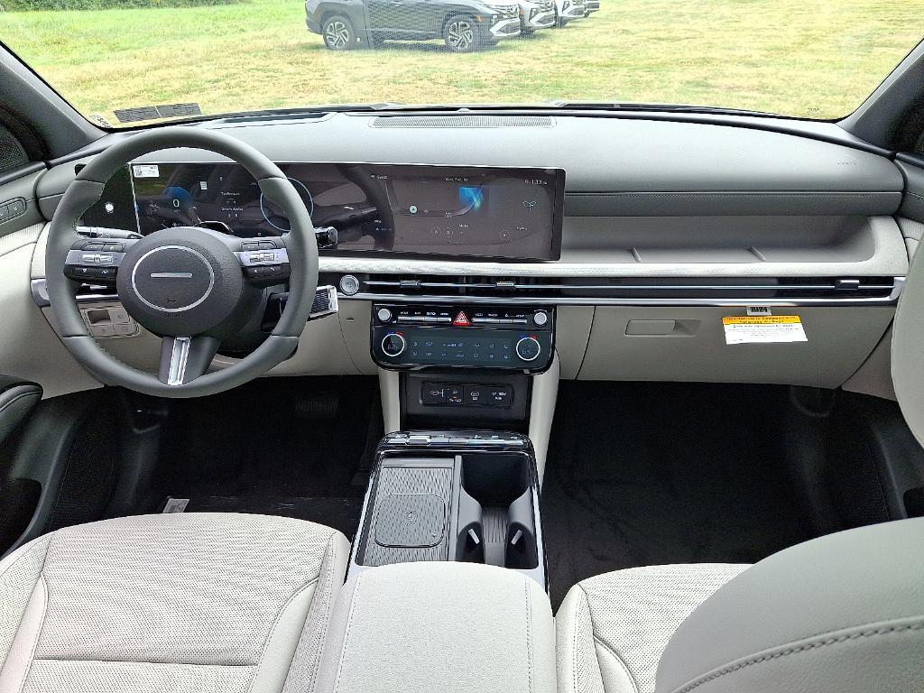 new 2025 Hyundai TUCSON Hybrid car, priced at $38,560