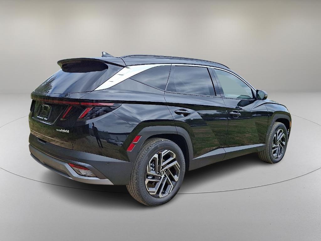 new 2025 Hyundai TUCSON Hybrid car, priced at $38,560