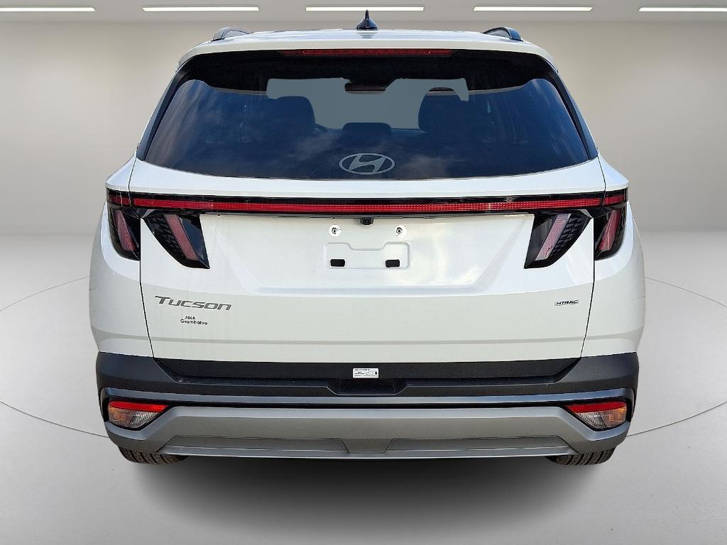 new 2025 Hyundai Tucson car, priced at $31,990