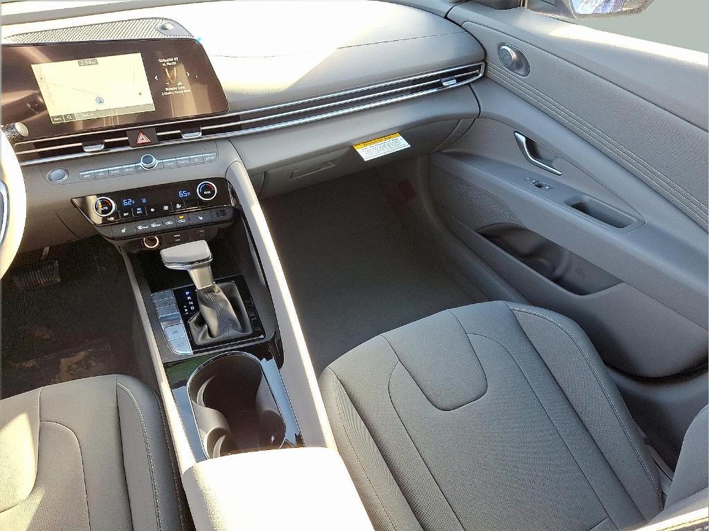 new 2025 Hyundai Elantra car, priced at $26,235