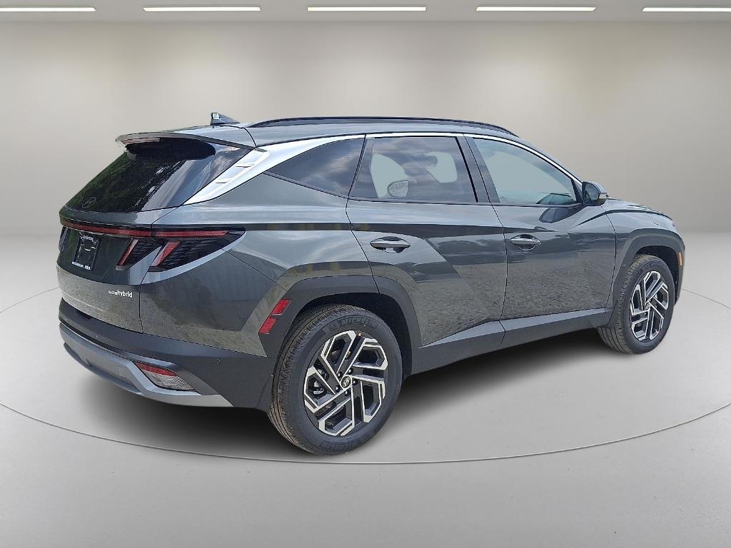 new 2025 Hyundai TUCSON Hybrid car, priced at $41,522
