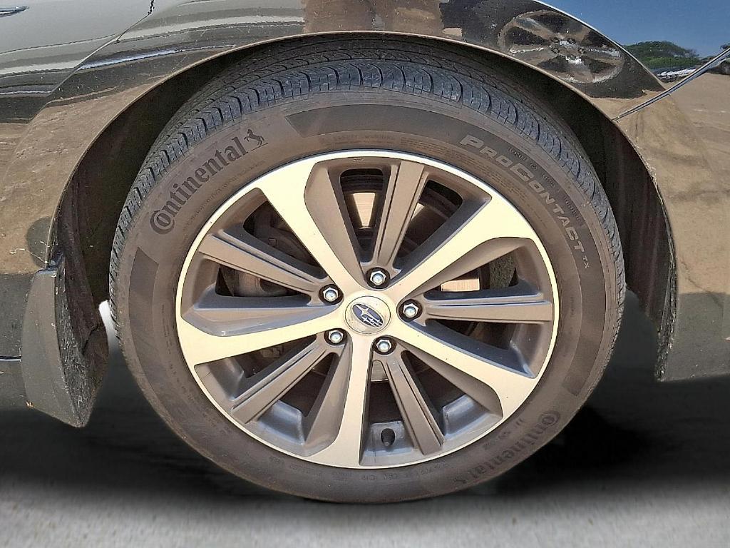 used 2017 Subaru Legacy car
