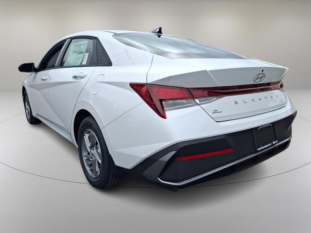 new 2025 Hyundai Elantra car, priced at $23,379