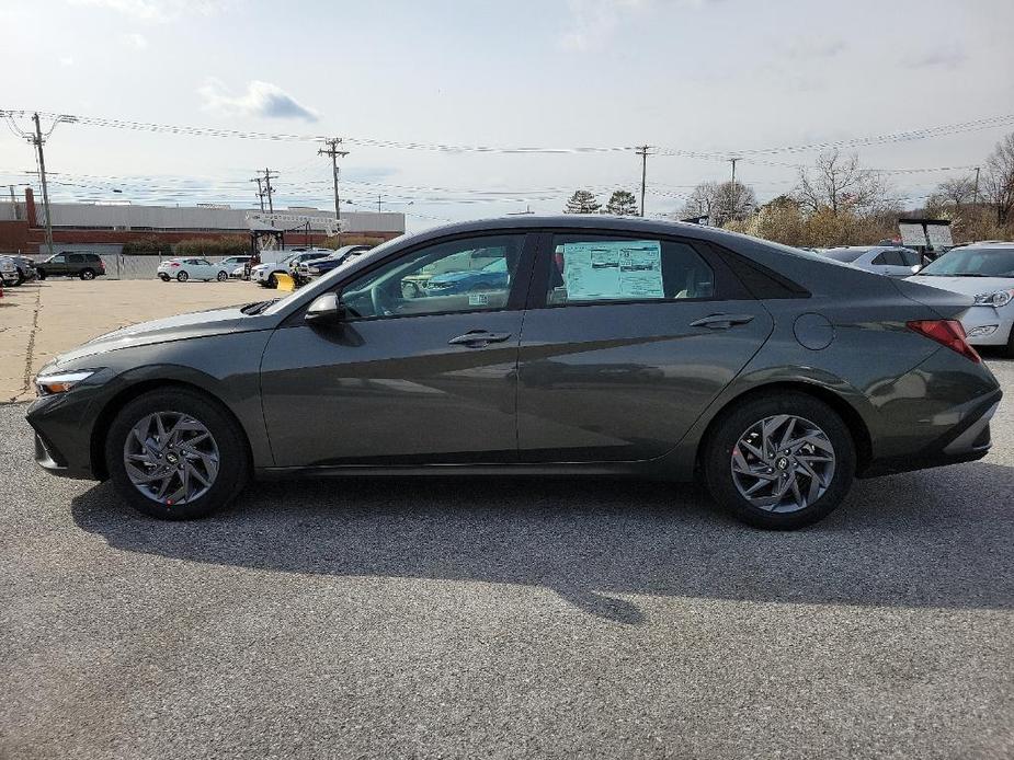 new 2024 Hyundai Elantra car, priced at $23,181