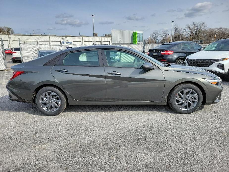 new 2024 Hyundai Elantra car, priced at $23,181